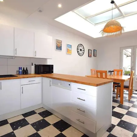 Le Notre Dame بيت للعطل